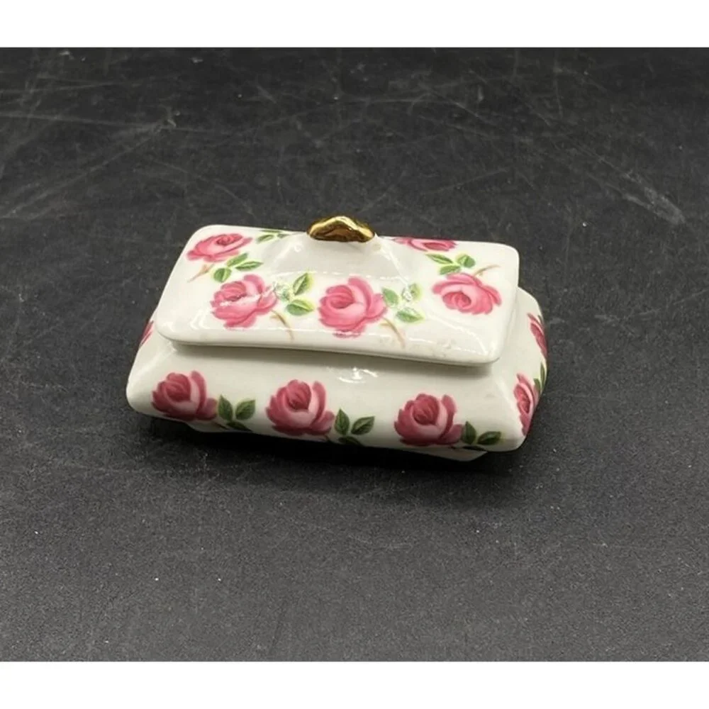 Sandford Pottery England Fine Bone China Trinket Box Pink Roses Vintage